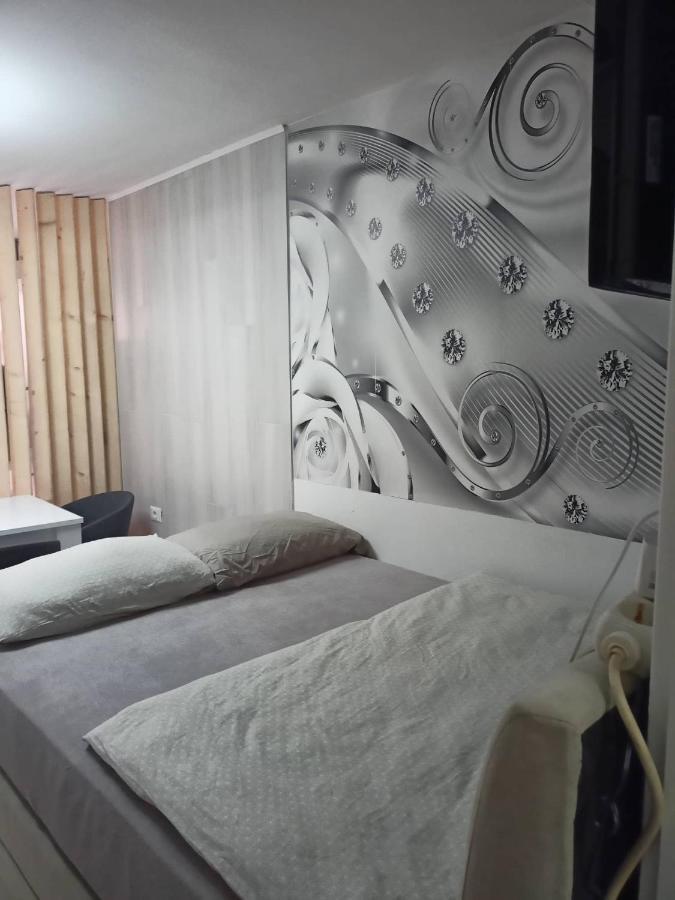 كوبر Nice Corner المظهر الخارجي الصورة